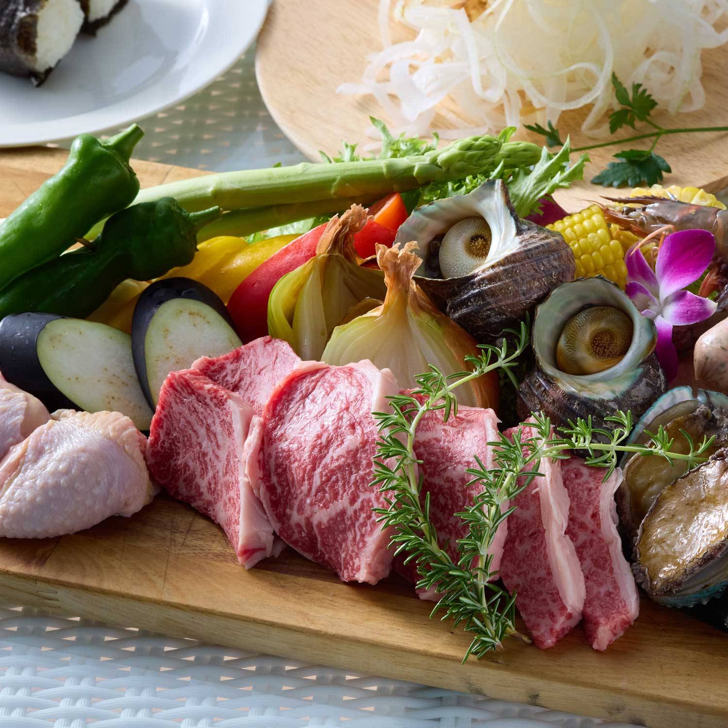 ＜Premium＞「カリコ熟成肉“極”」霜降り淡路牛ロースのBBQ